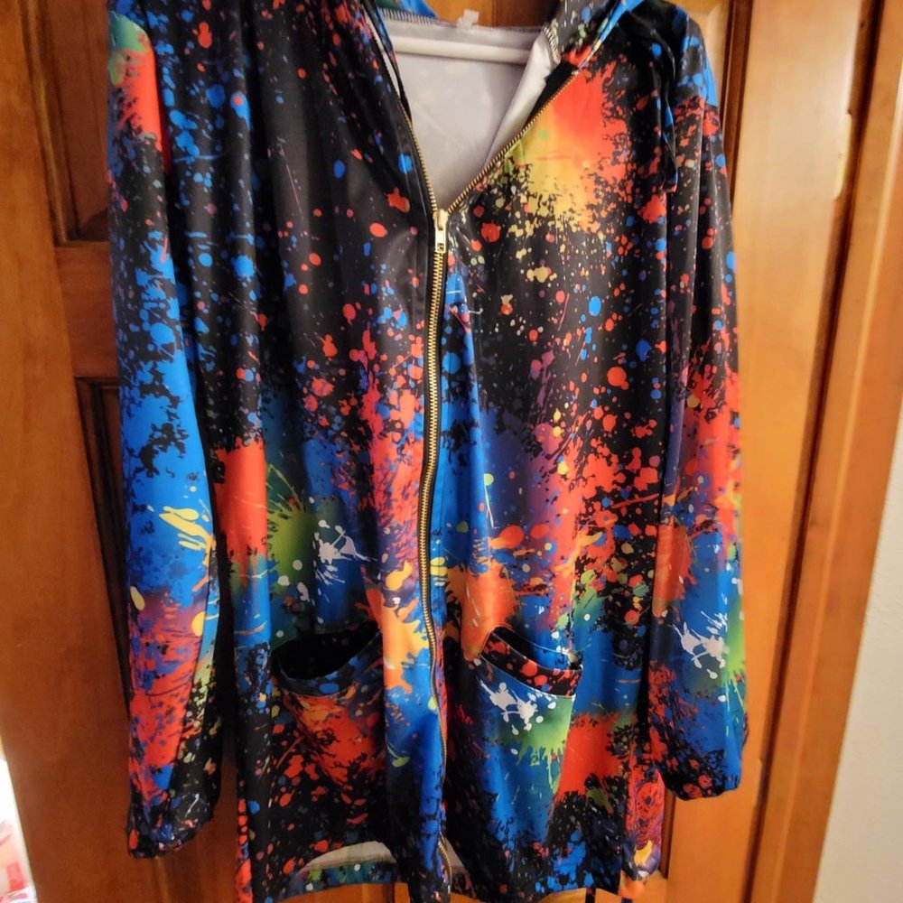 Zip up hooded multi colored jacket athletic